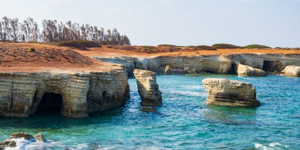Discover Peyia & Beyond: The Perfect Location of Villa Balmoral